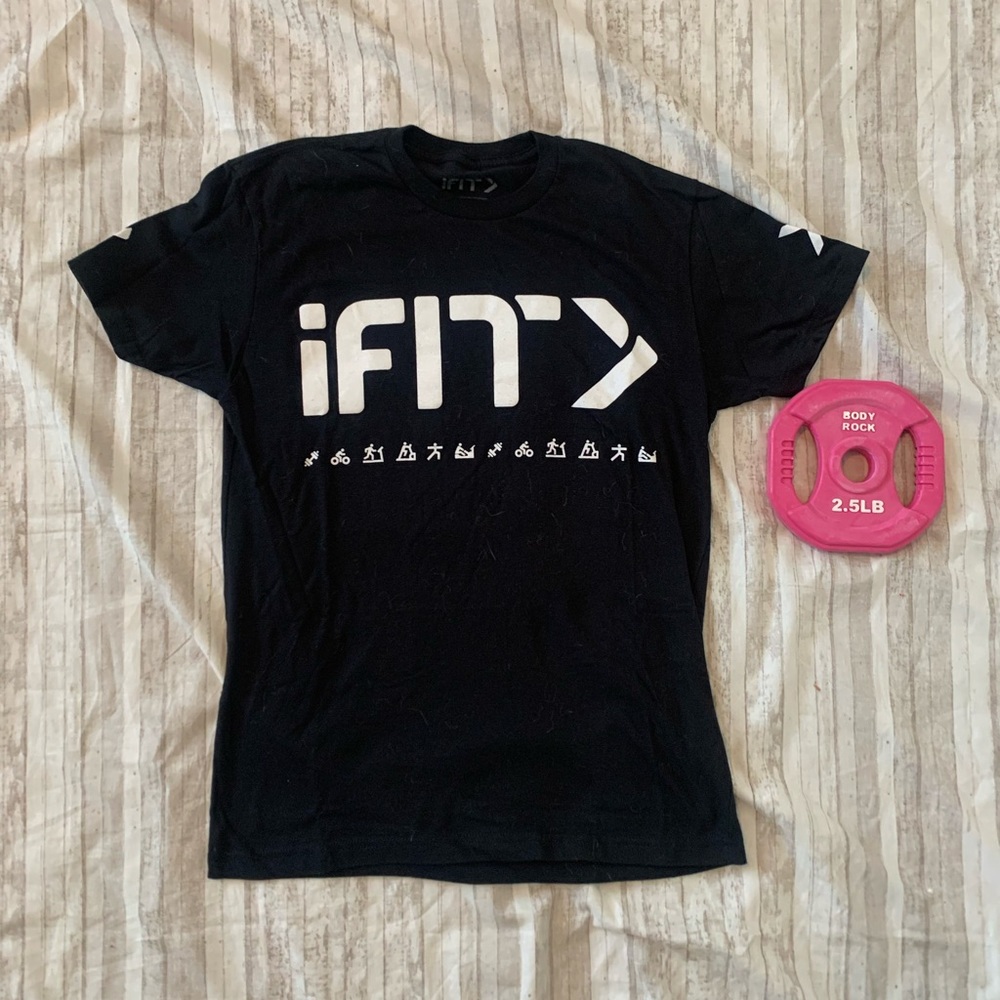 💪🏻 iFit Graphic Tee Black Small (unisex)